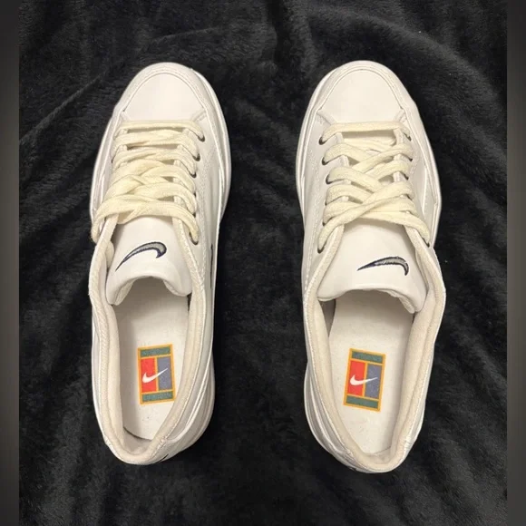 Vintage Nike Retro GTS 2003 White/Navy 143014-141 Size 7 NWOB RARE - Picture 6 of 16